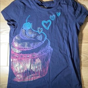 Very cute Old Navy cupcake shirt for girls